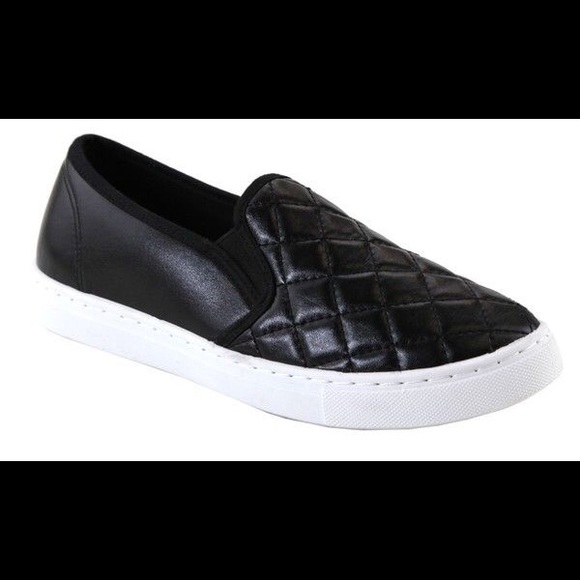 Quilted Slip-on sneakers, my casual go to shoe! - Picture 2 of 2